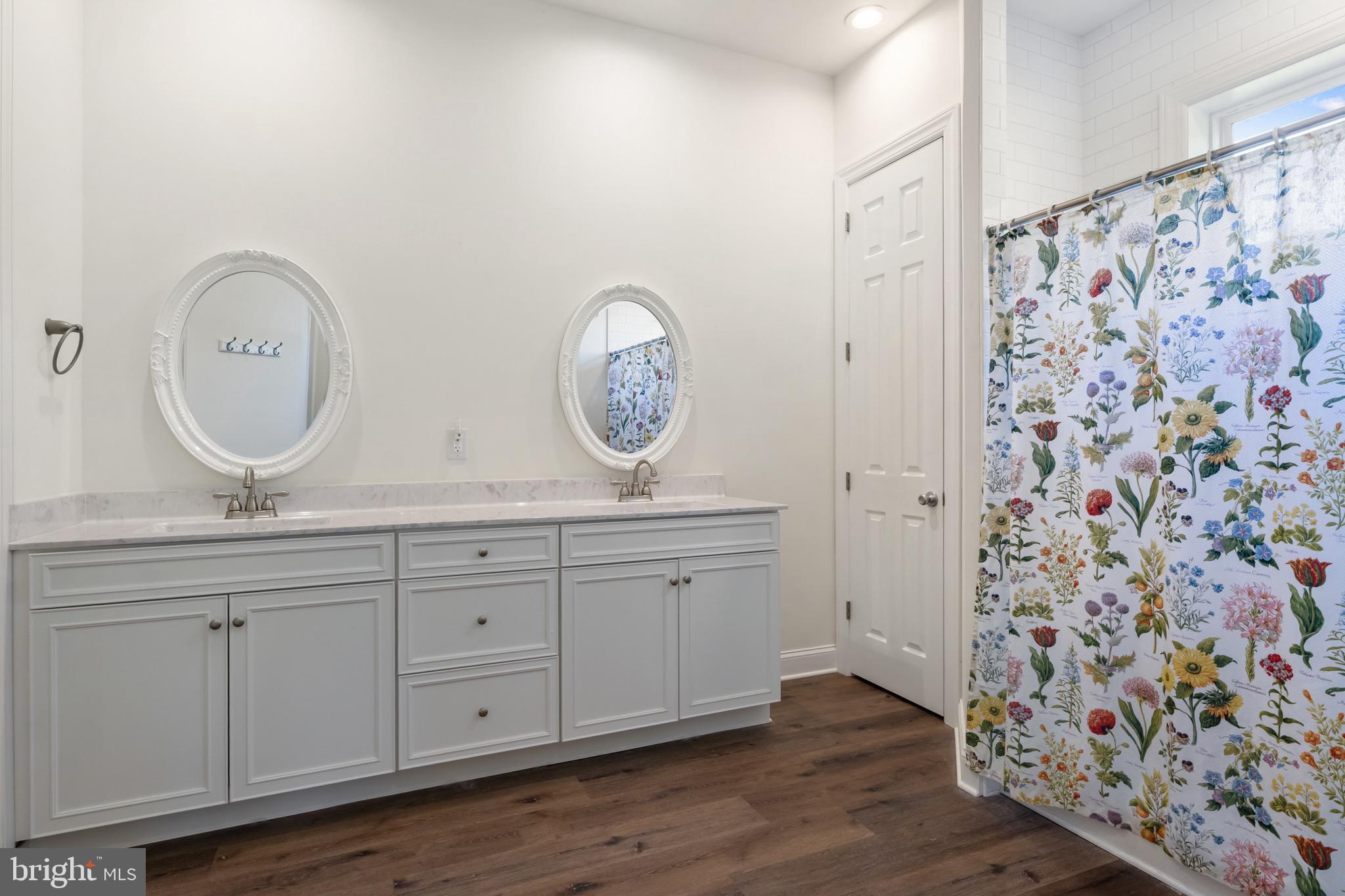 EAST YORK - Residential