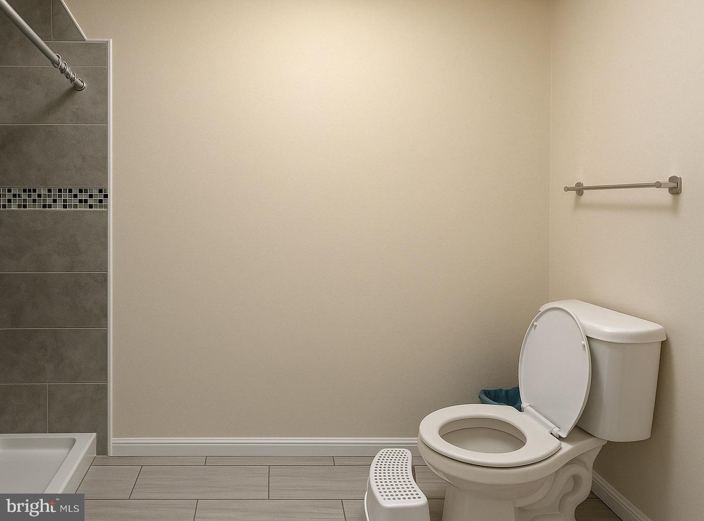 RIDGELEIGH - Residential Lease