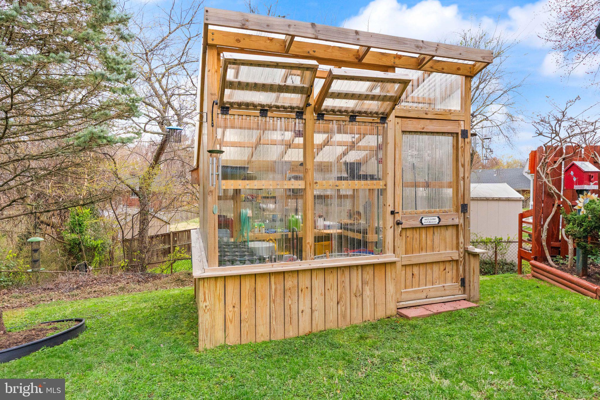 PARKLAWN - Residential