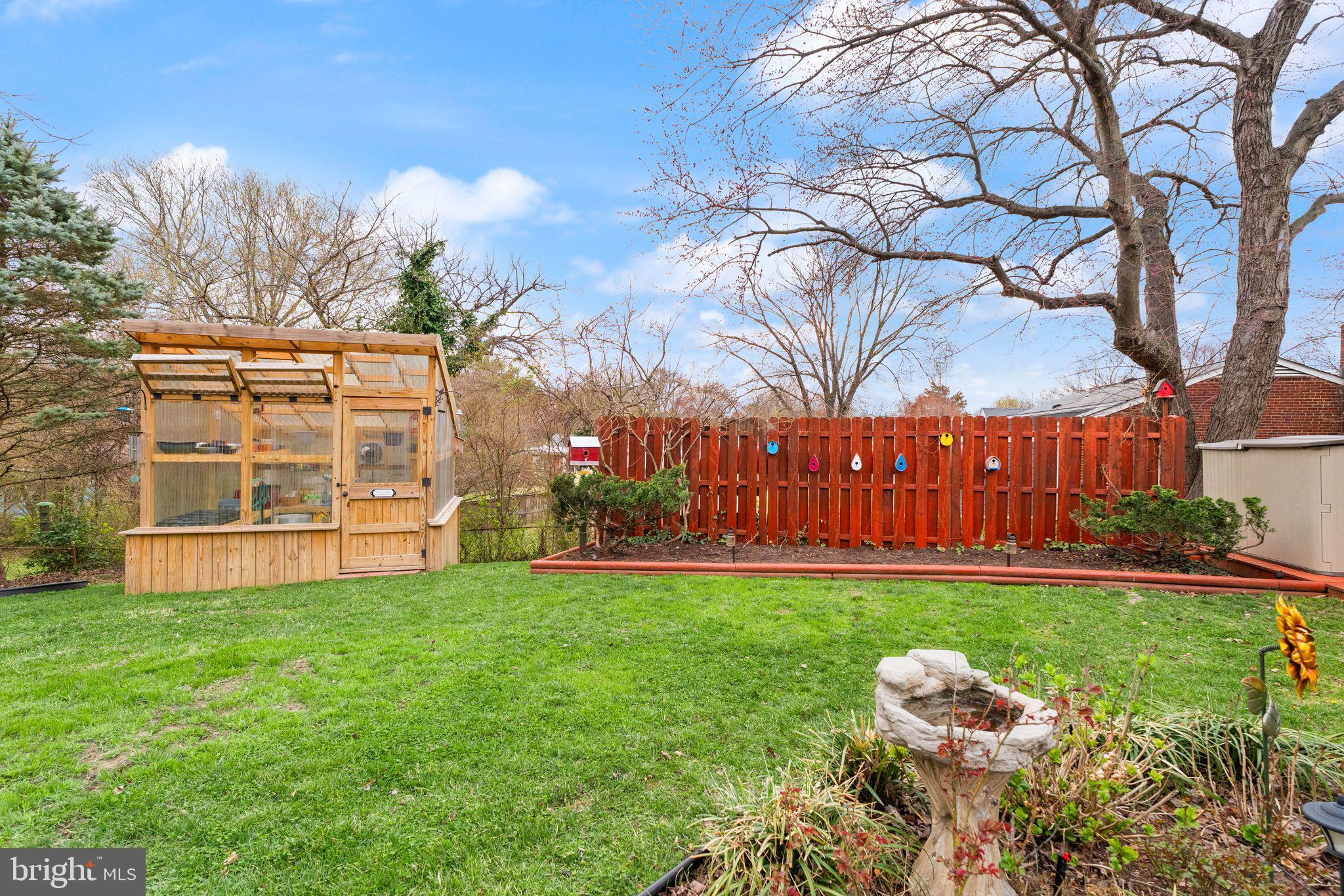 PARKLAWN - Residential