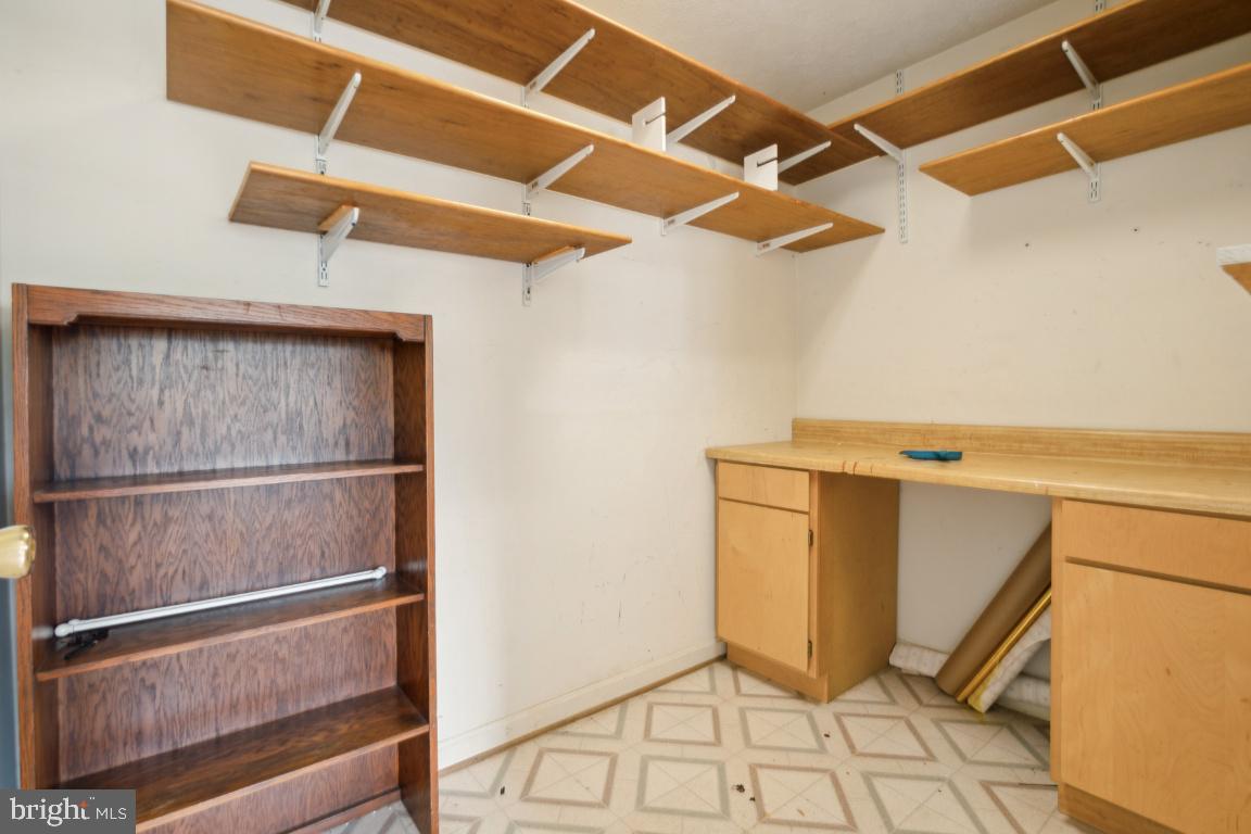 GARLAND - Residential