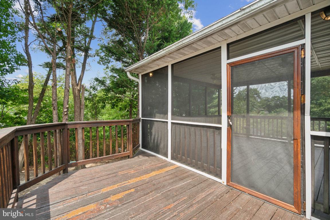 GARLAND - Residential