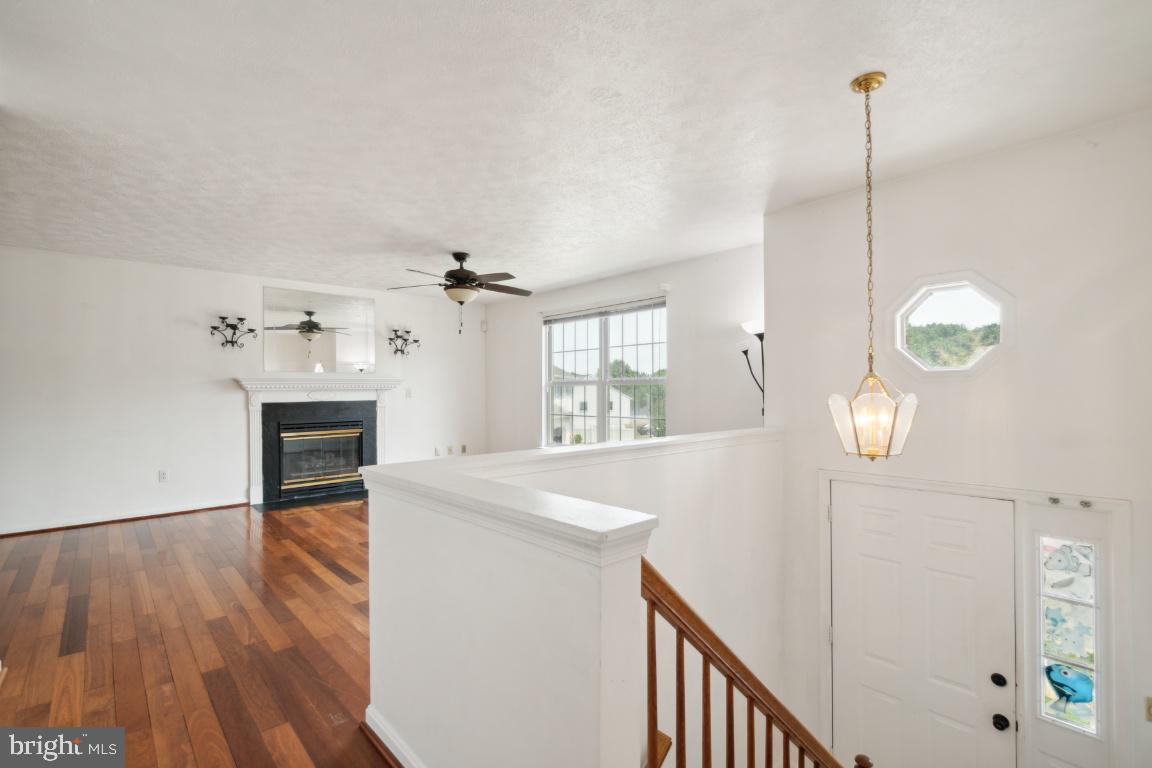 GARLAND - Residential