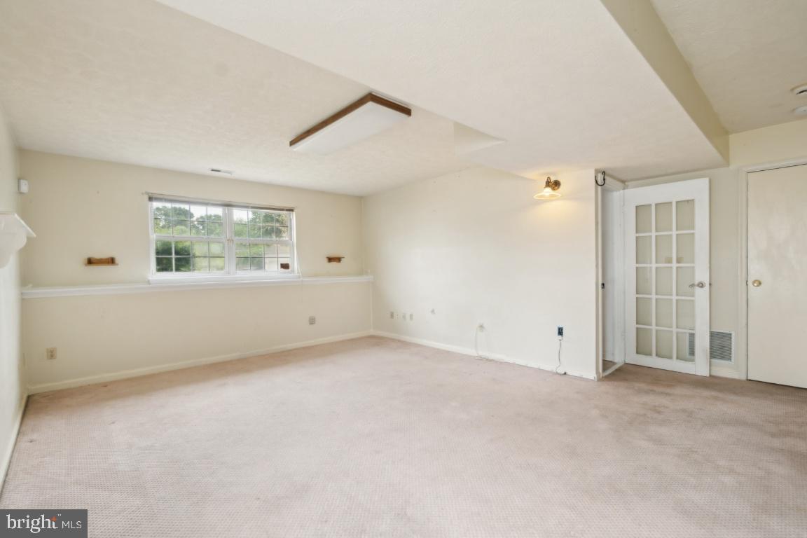 GARLAND - Residential