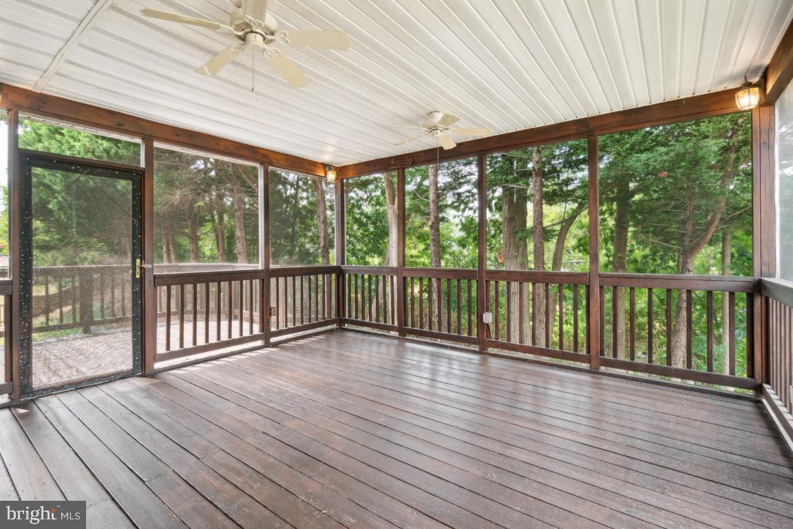 GARLAND - Residential