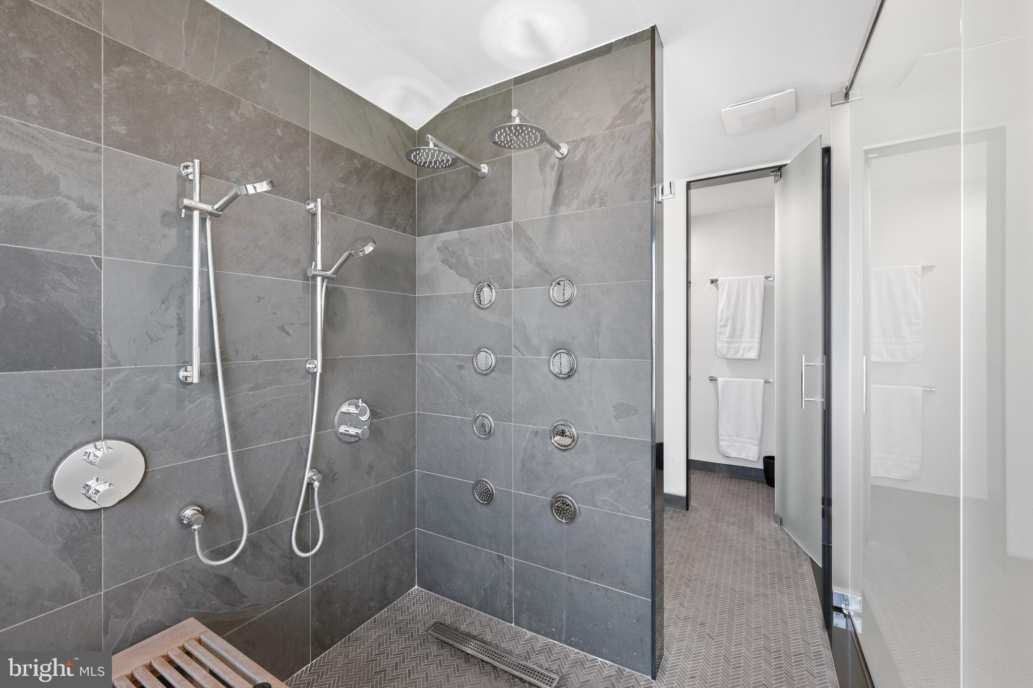 DEVONSHIRE - Residential