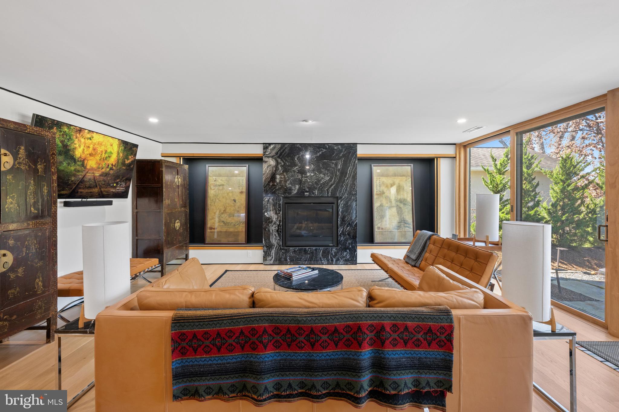 DEVONSHIRE - Residential