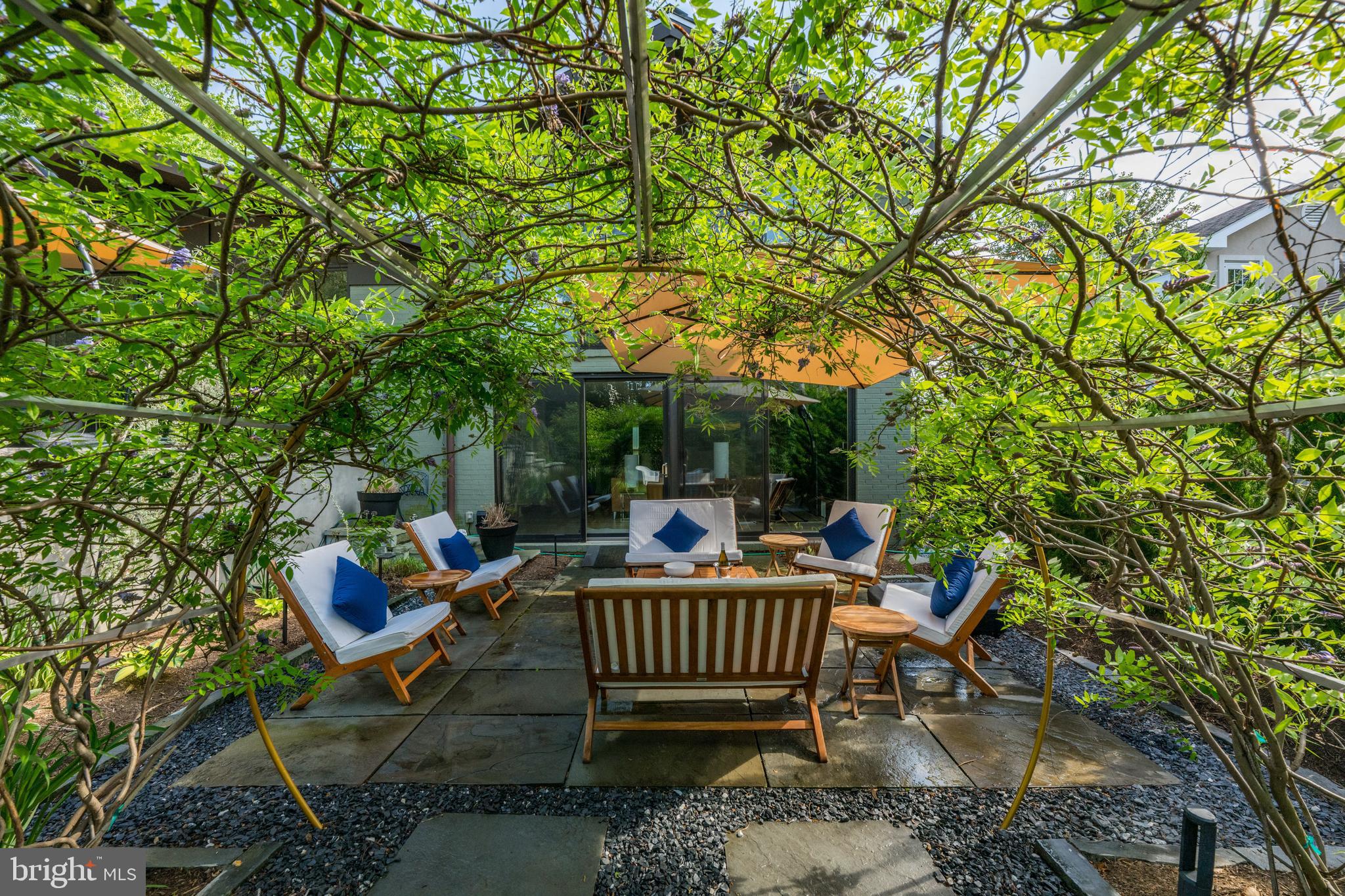 DEVONSHIRE - Residential