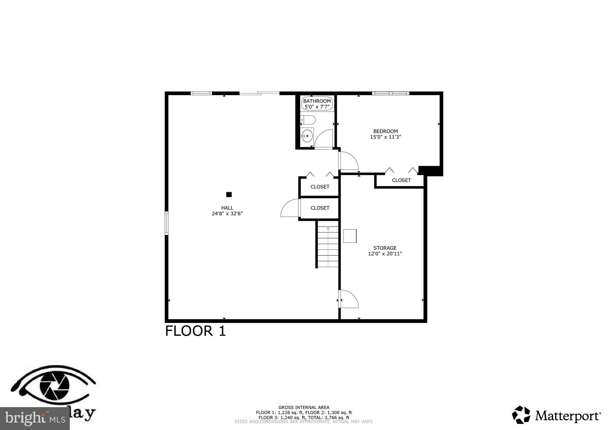 CRYSTAL LAKE - Residential