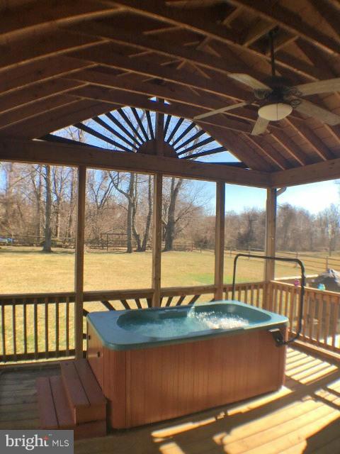 GREENS AT ROCK GLENN - Residential