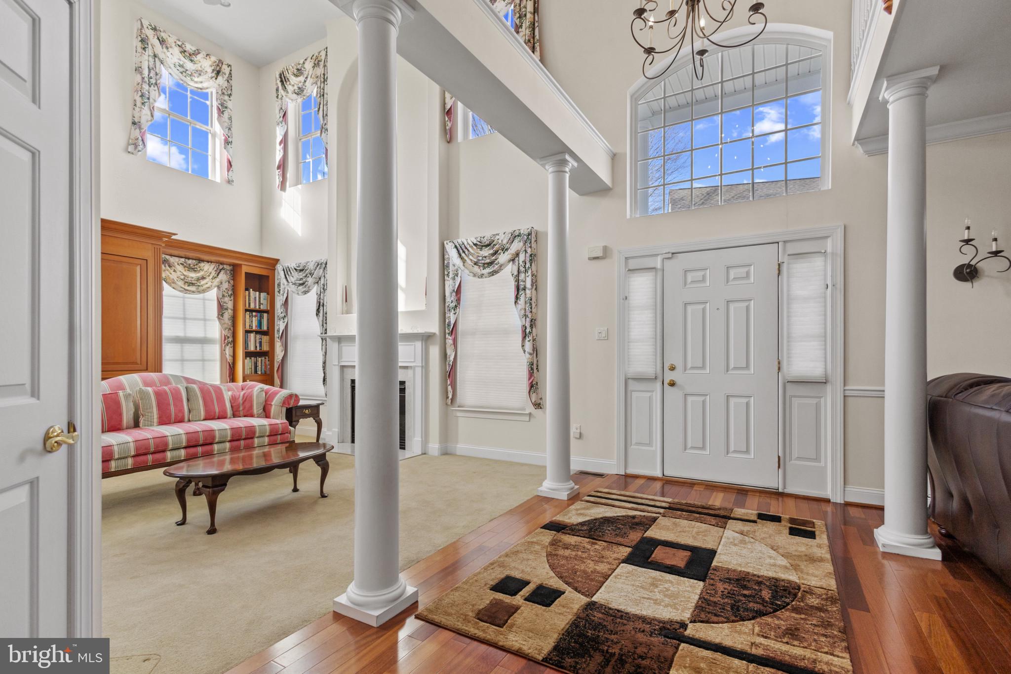 707 ARBOR LANE