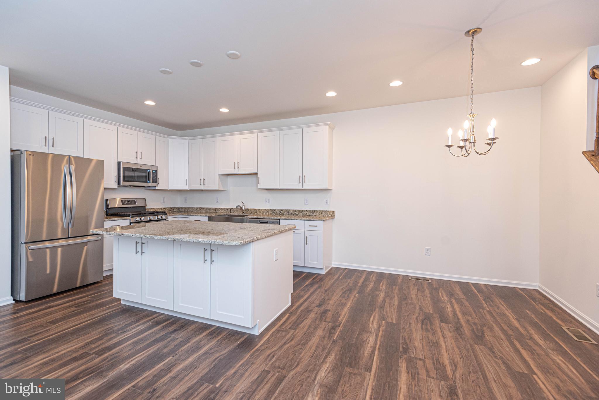 HERITAGE CREEK - Residential