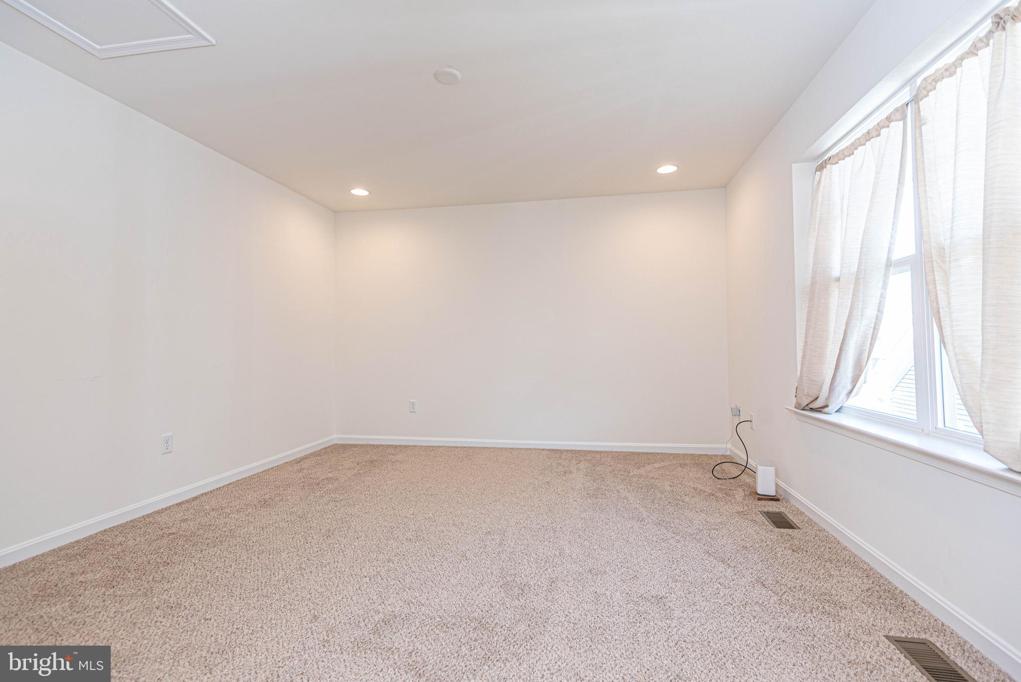 HERITAGE CREEK - Residential