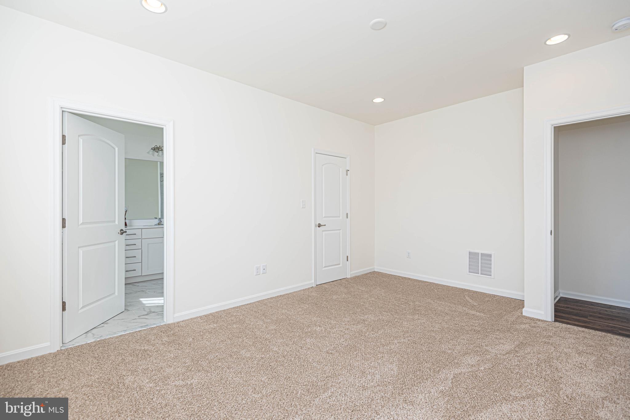 HERITAGE CREEK - Residential