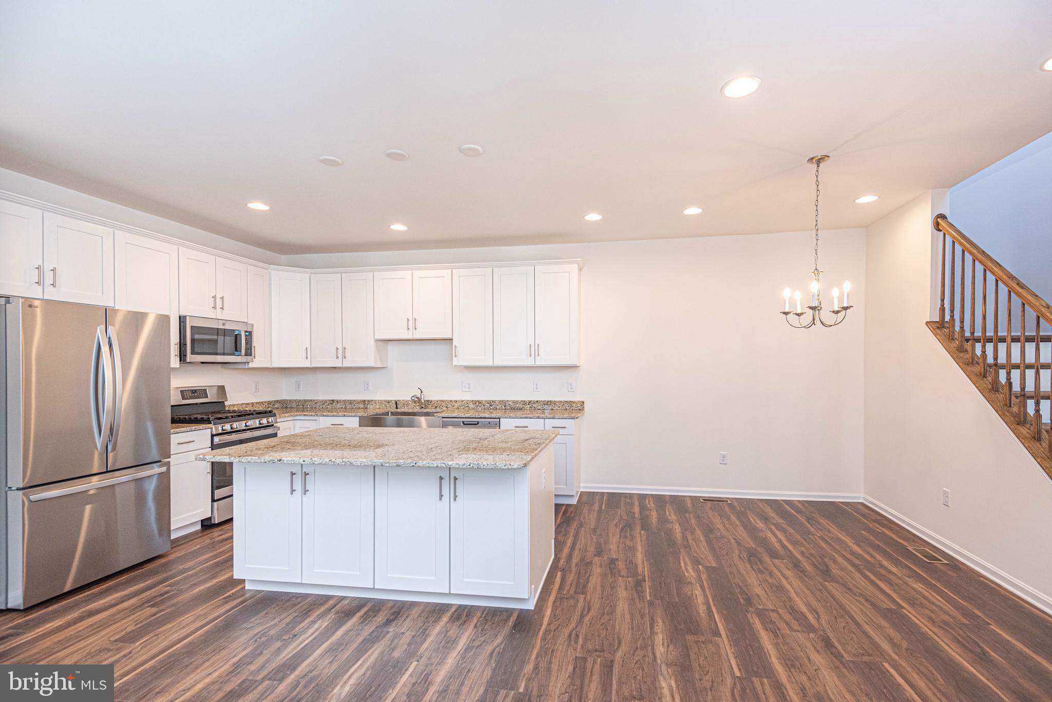 HERITAGE CREEK - Residential