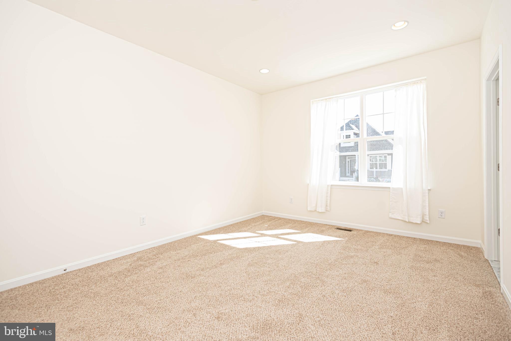 HERITAGE CREEK - Residential