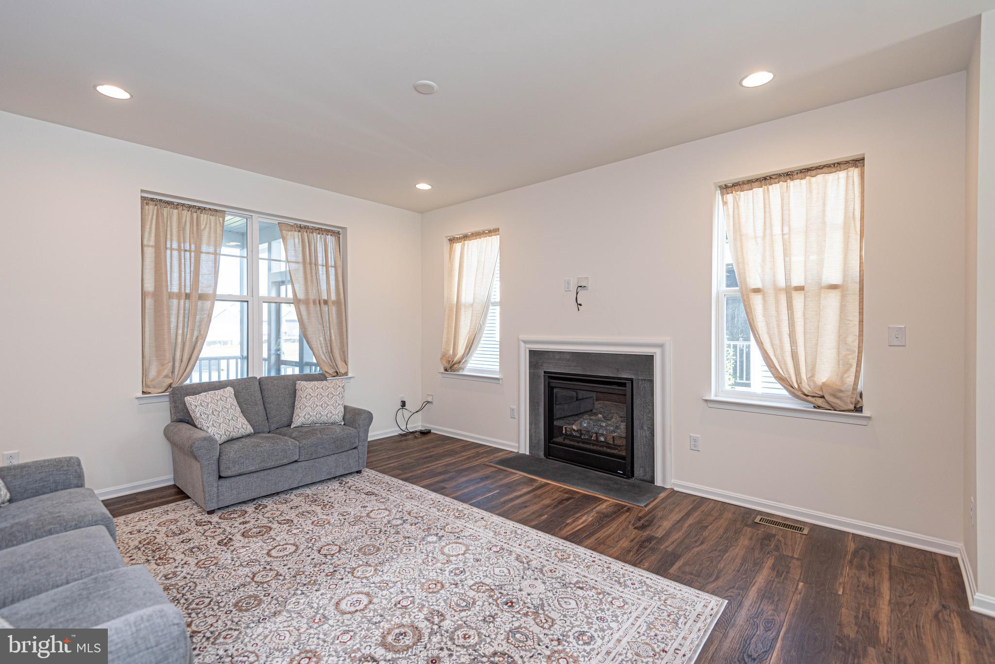 HERITAGE CREEK - Residential