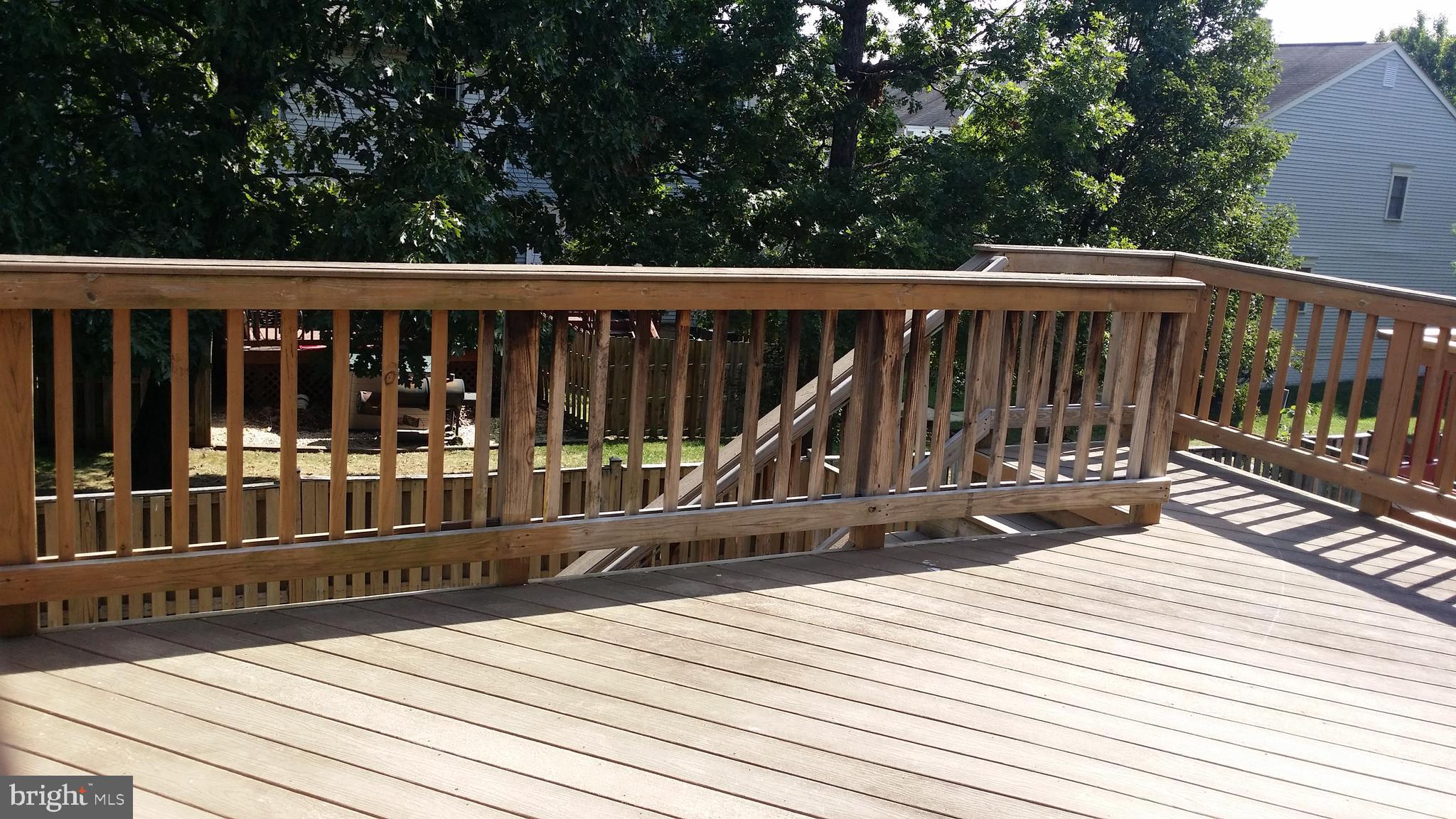 PARADISE - Residential Lease