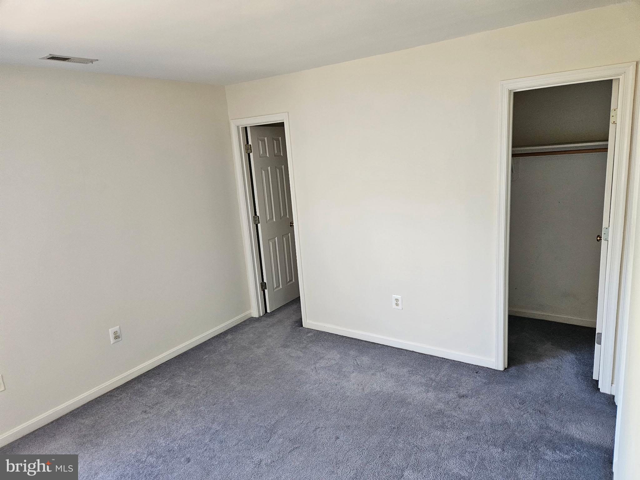 PARADISE - Residential Lease