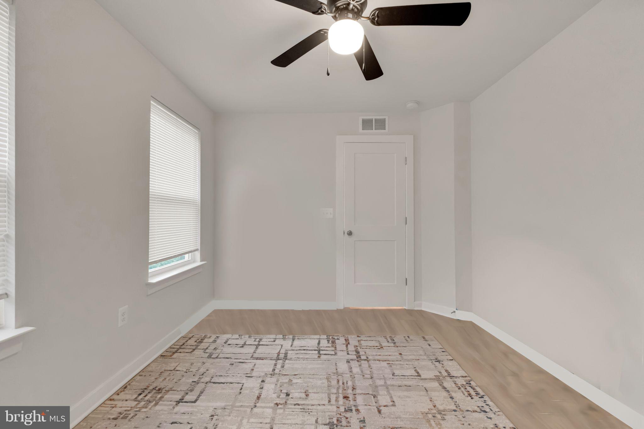 ARCOLA TOWN CENTER - Residential