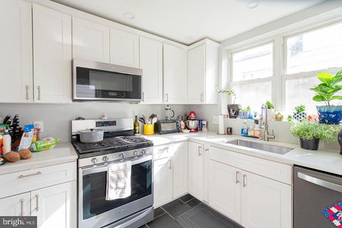 Townhouse For Rent - 613 S Taney Street<br/> Philadelphia County, PHILADELPHIA, PA 19146