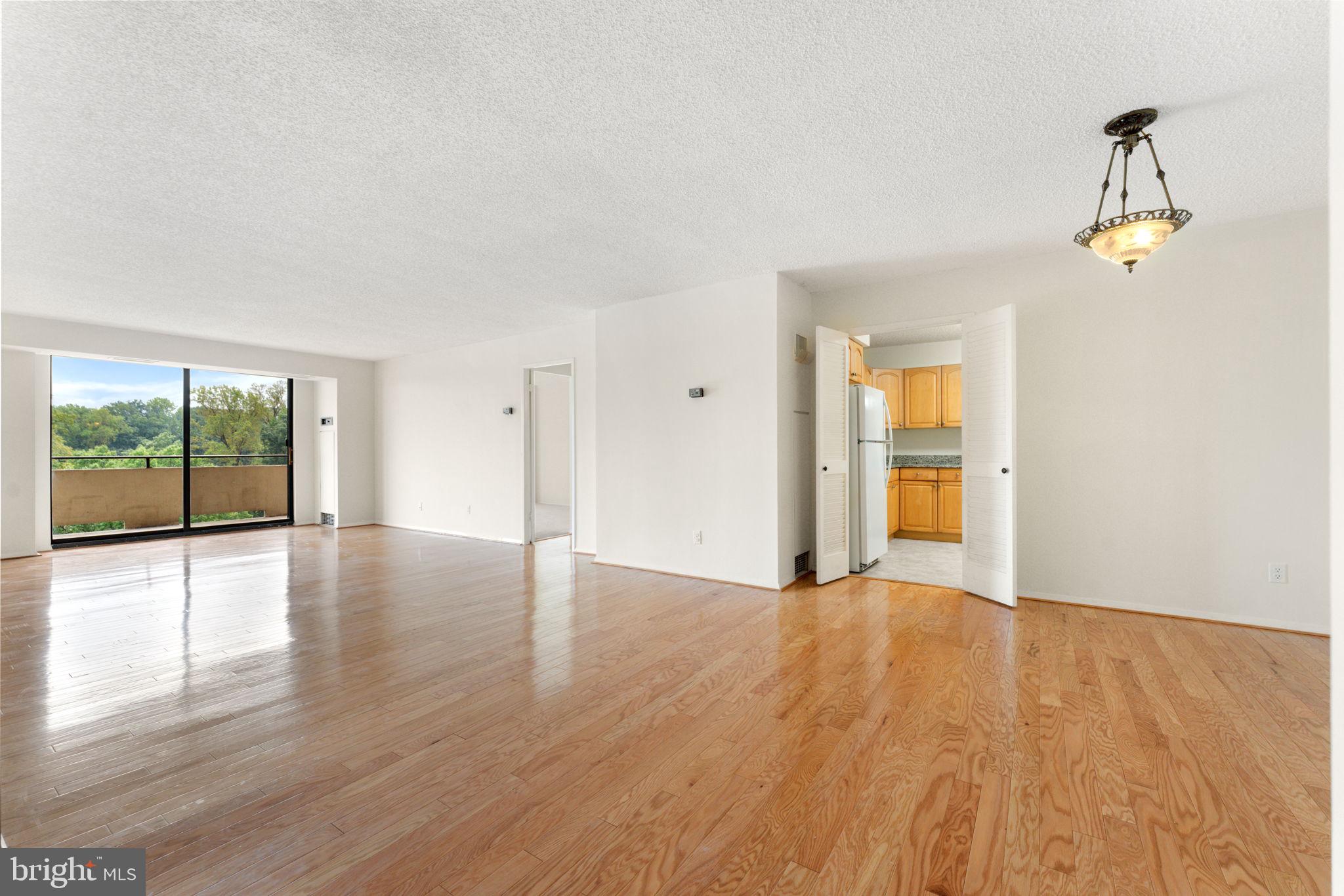 REGENCY AT MCLEAN - Residential