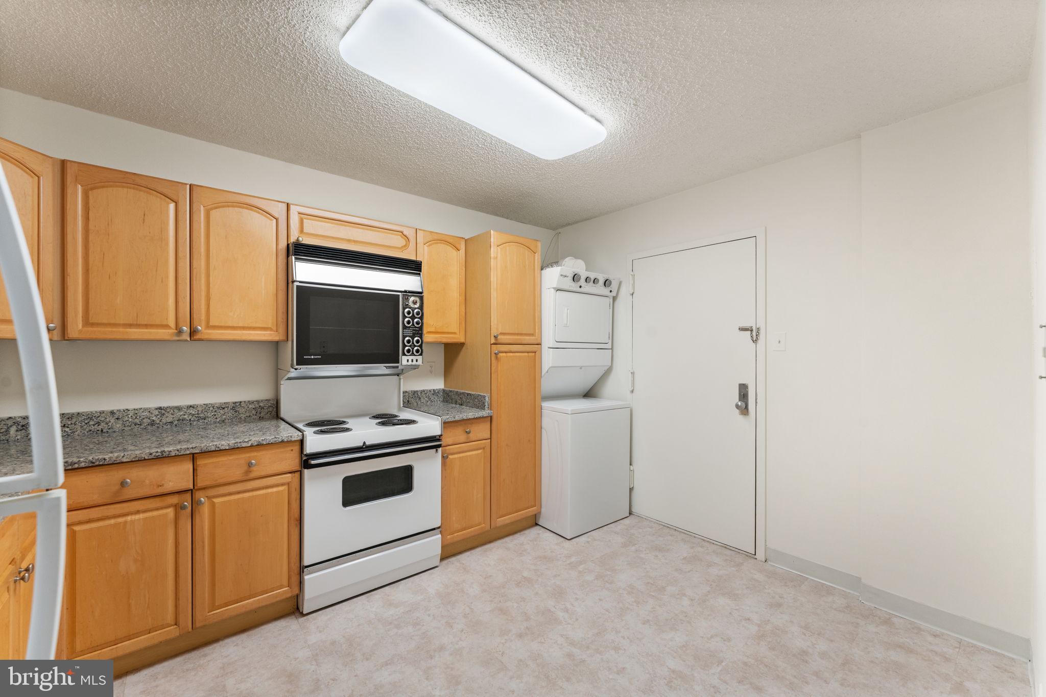 REGENCY AT MCLEAN - Residential