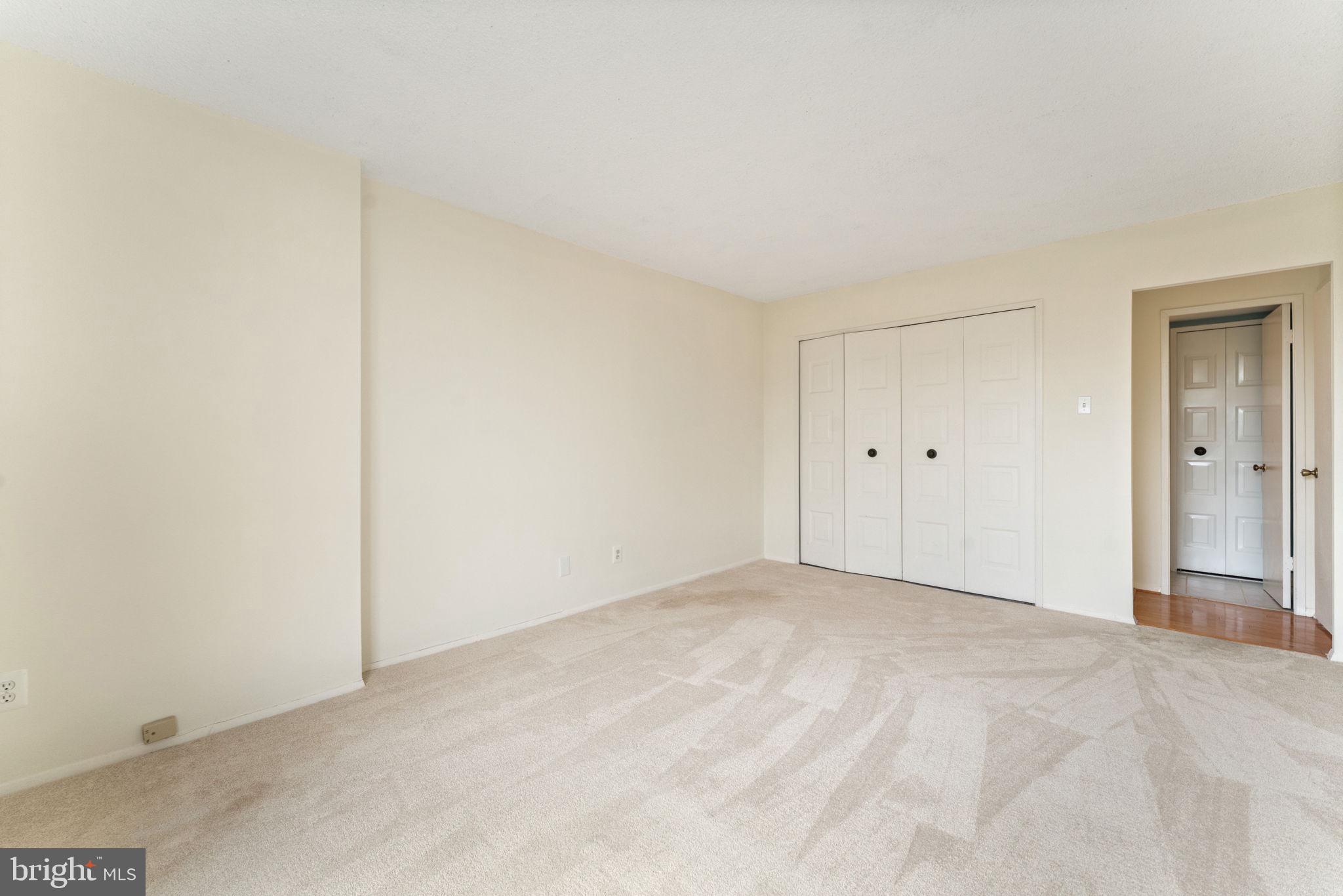 REGENCY AT MCLEAN - Residential