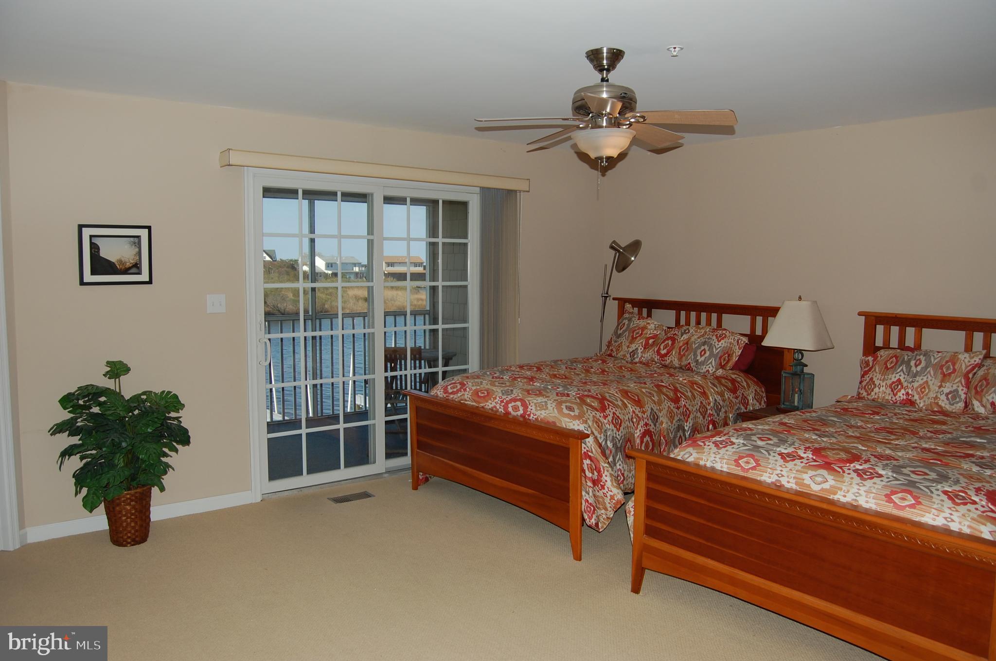 WATERS EDGE - Residential