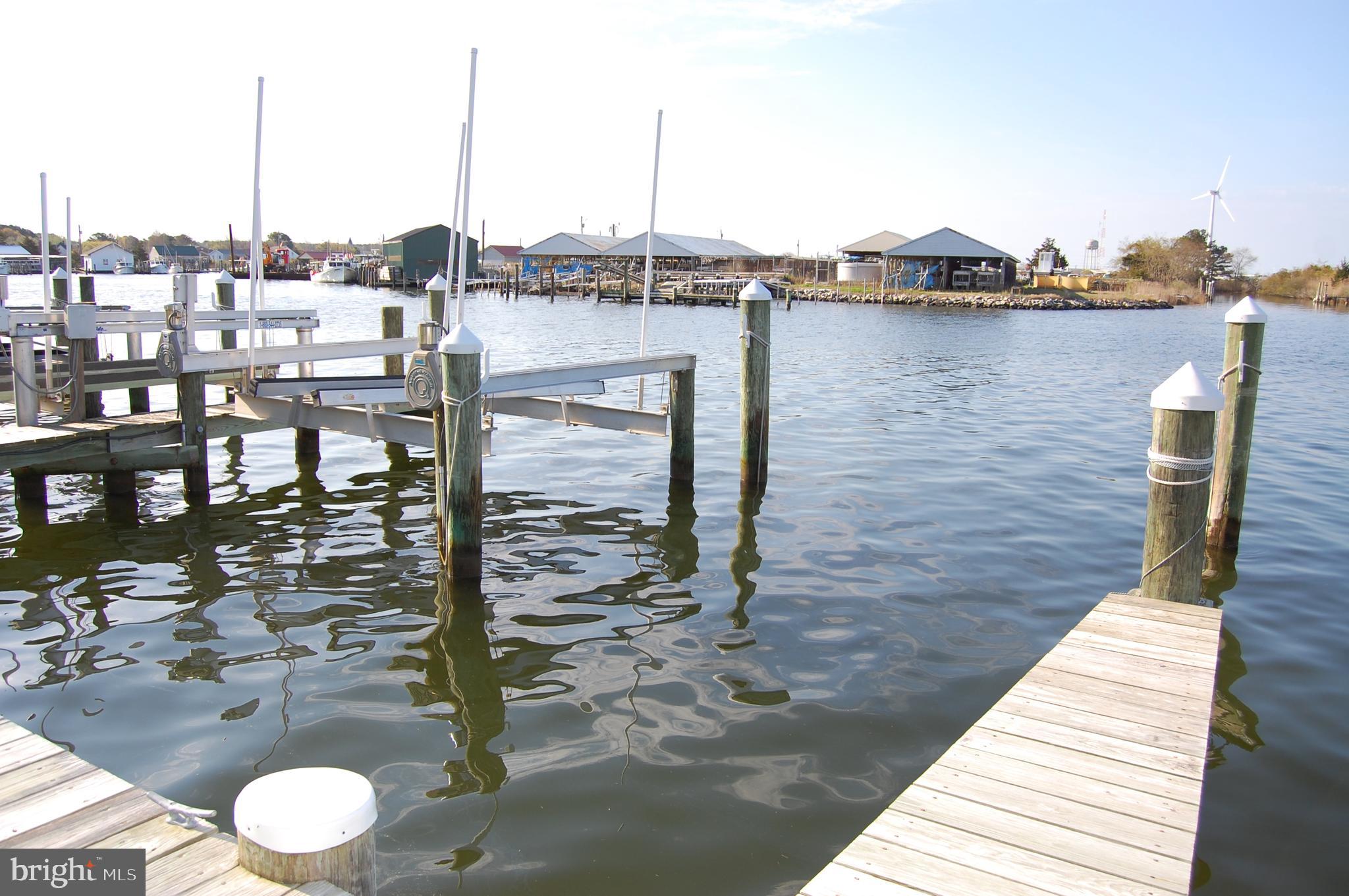 WATERS EDGE - Residential