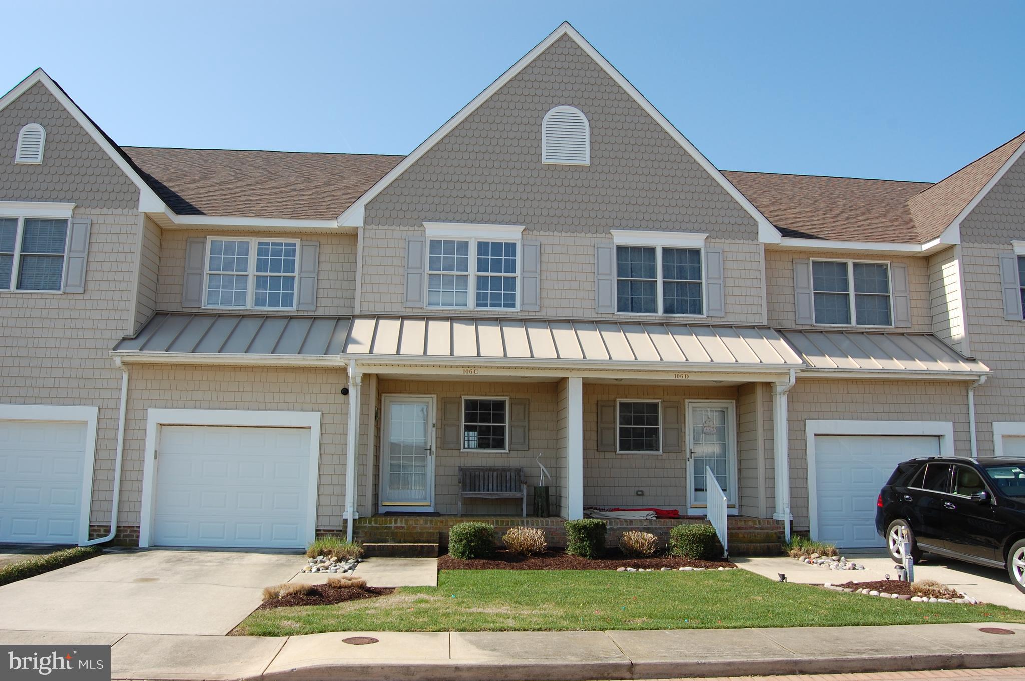 WATERS EDGE - Residential