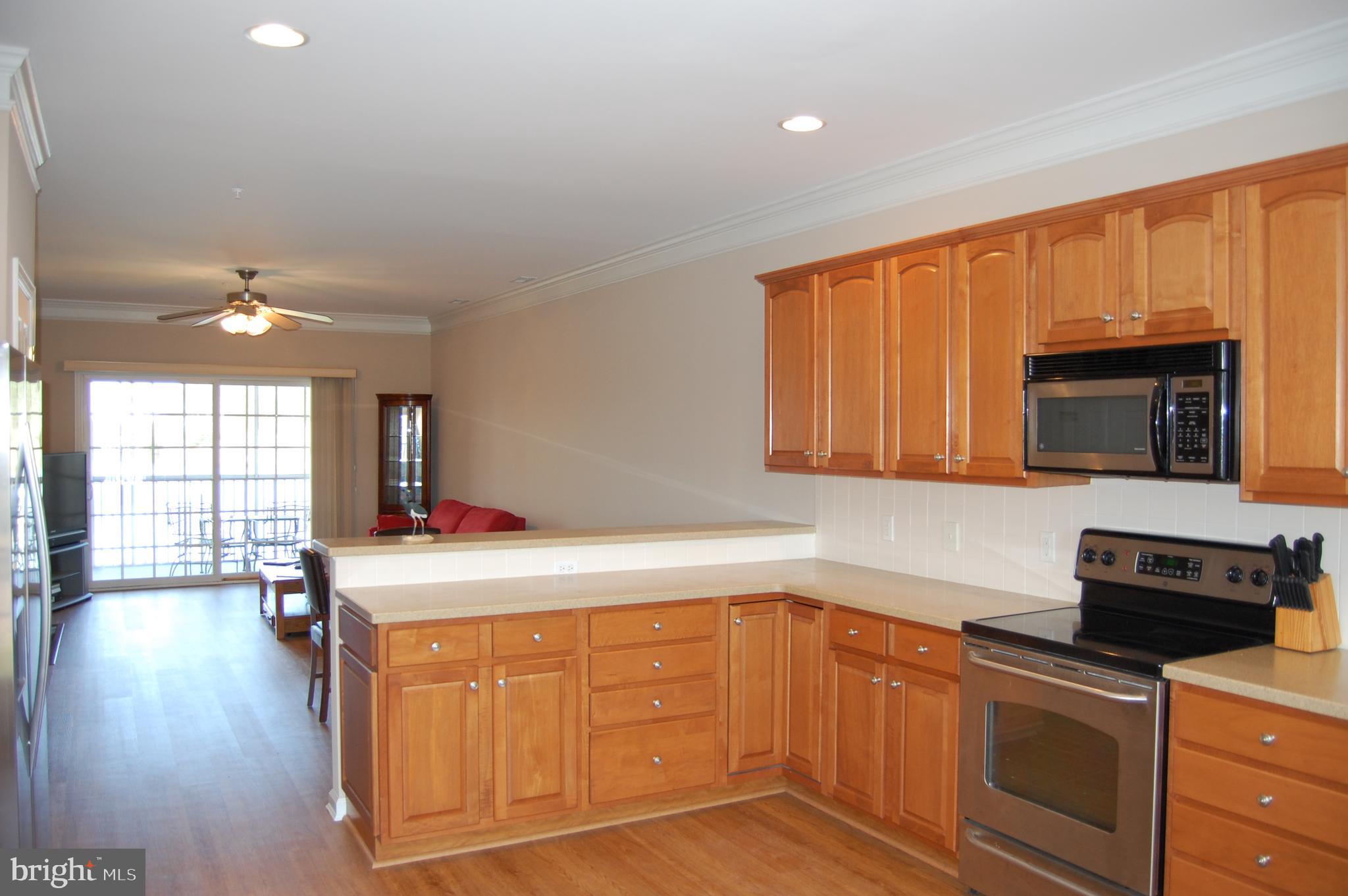 WATERS EDGE - Residential