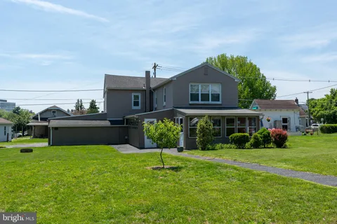 334 Windsor Street, Wyomissing, PA MLS: PABK2057186