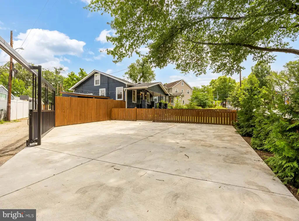 3517 South Dakota Avenue NE, Washington, DC 20018