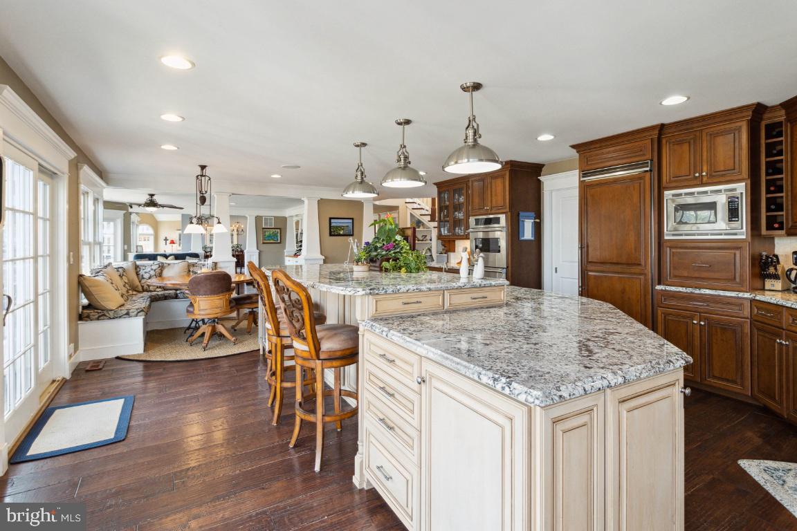 ULMSTEAD ESTATES - Residential