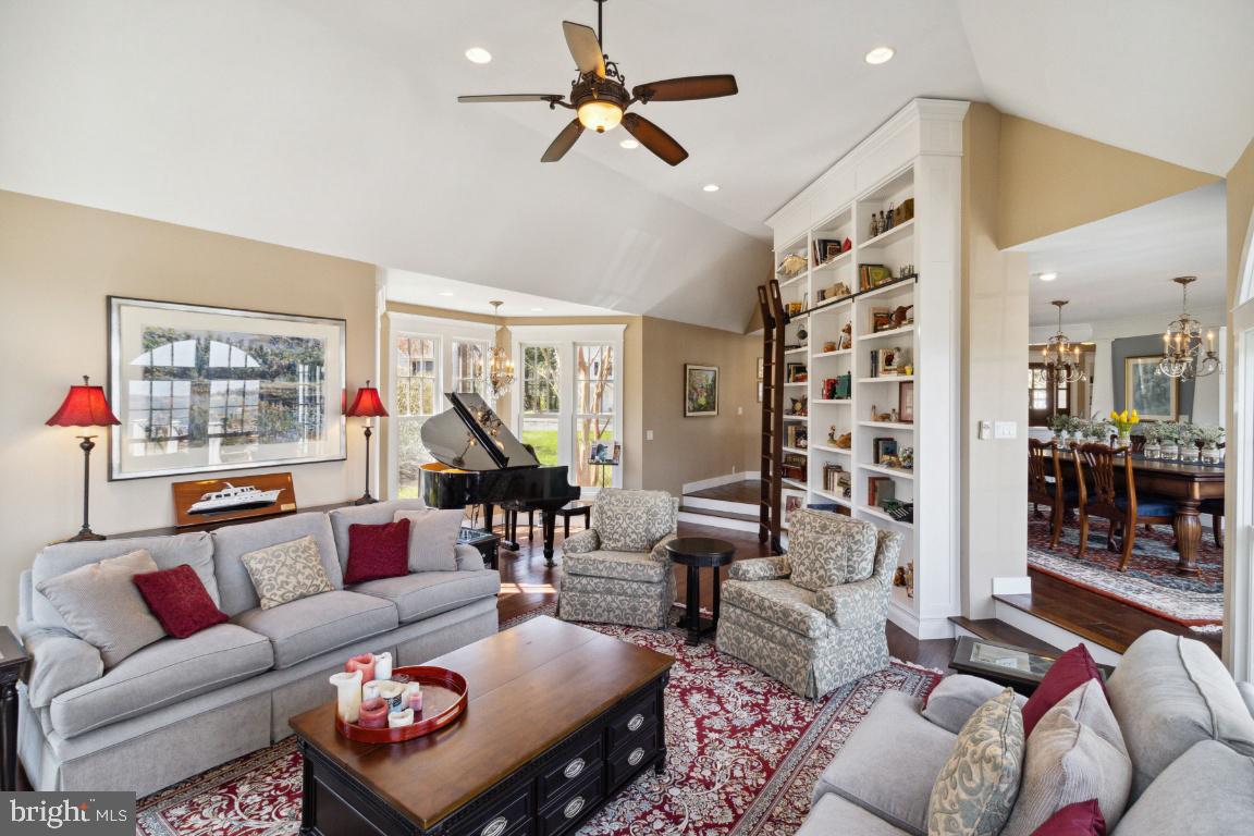 ULMSTEAD ESTATES - Residential