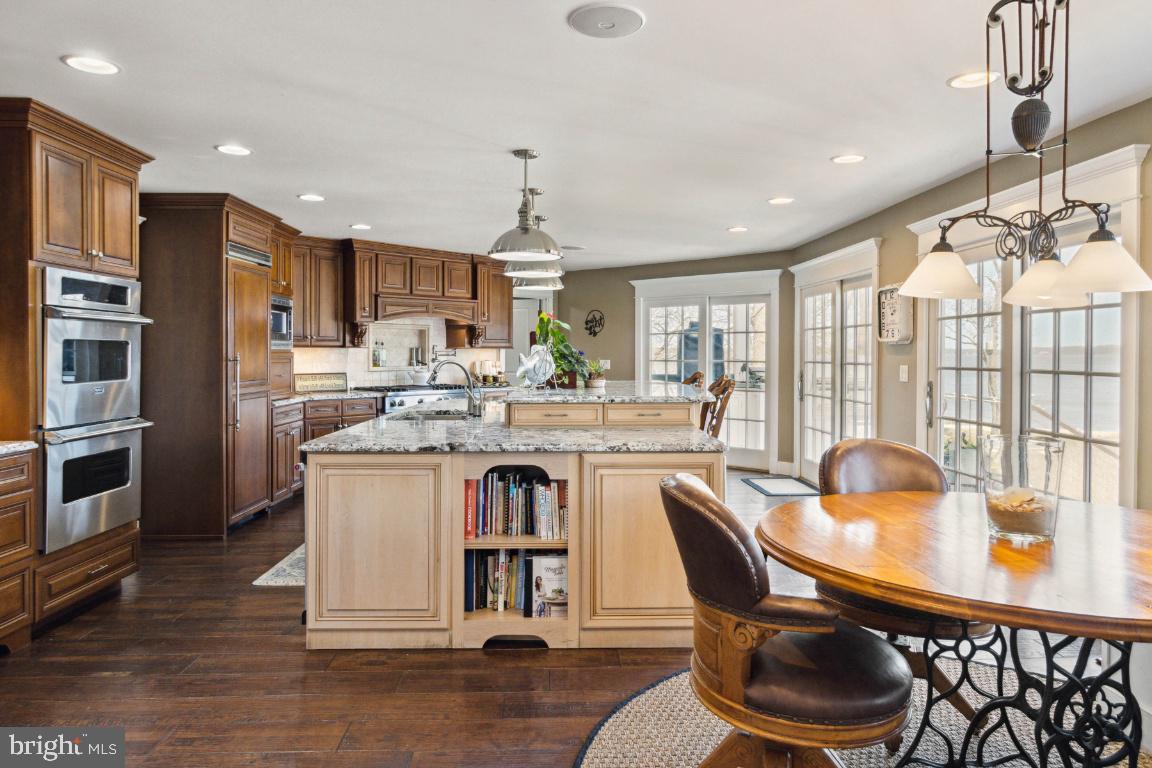 ULMSTEAD ESTATES - Residential