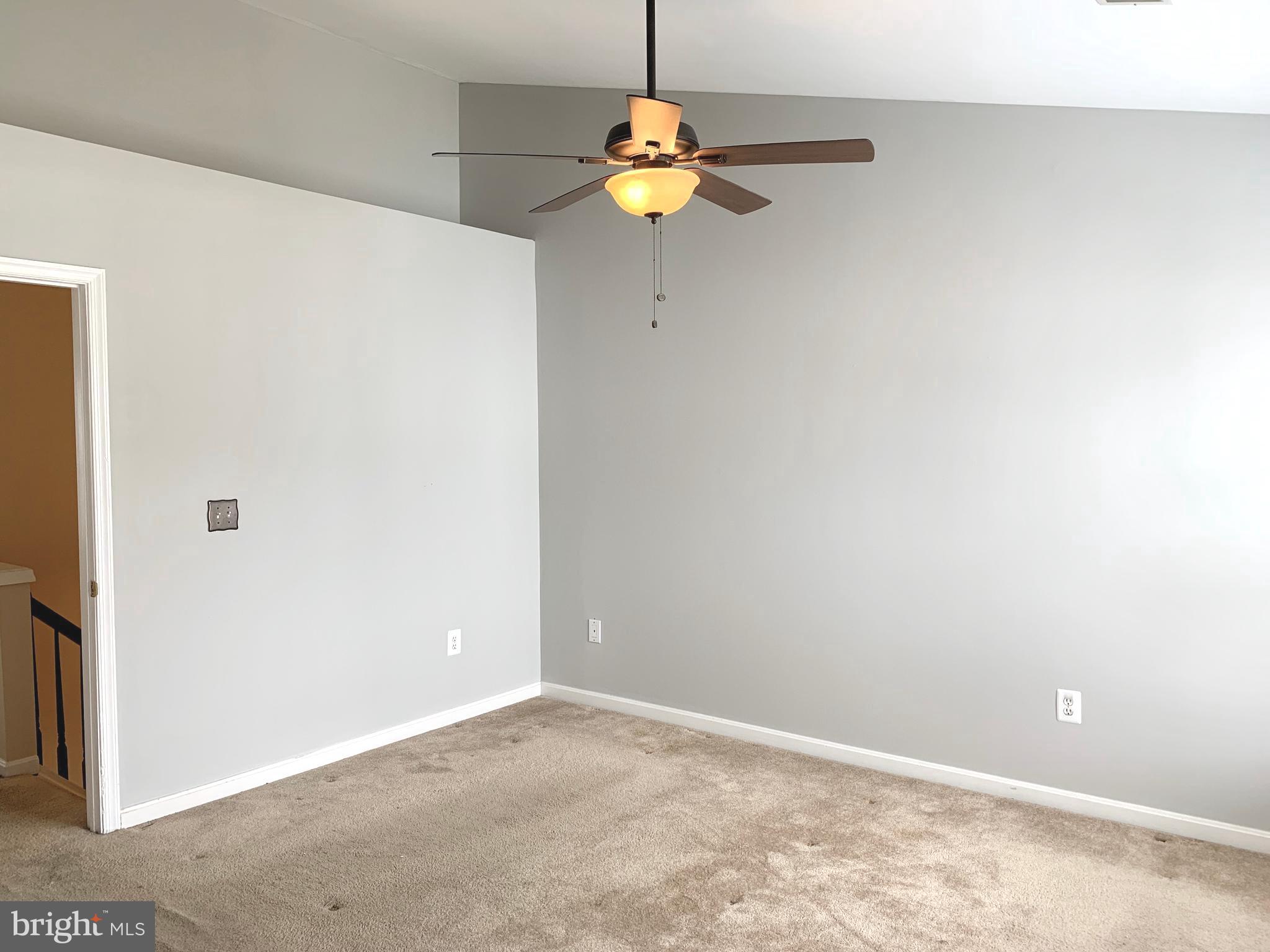 SUBURBIA - Residential Lease