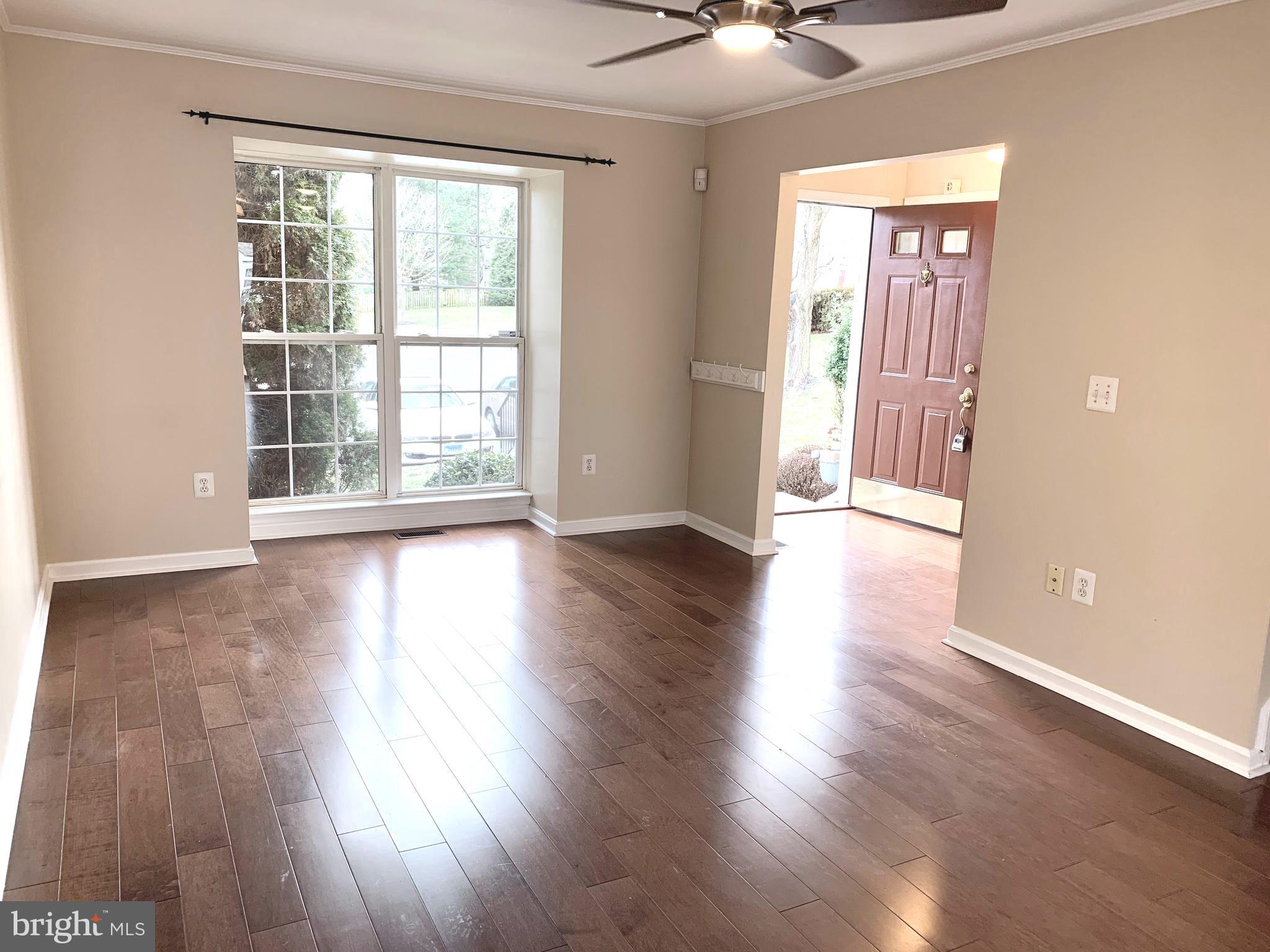 SUBURBIA - Residential Lease