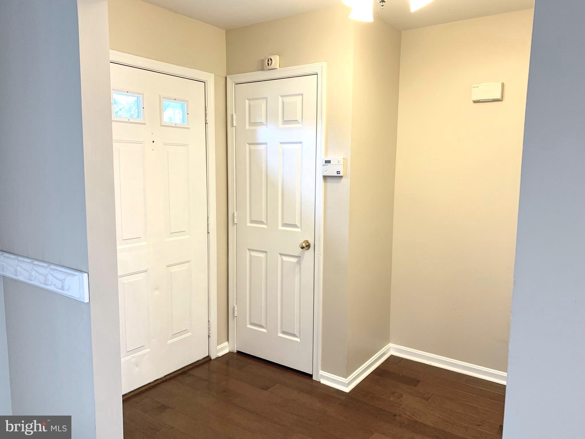 SUBURBIA - Residential Lease