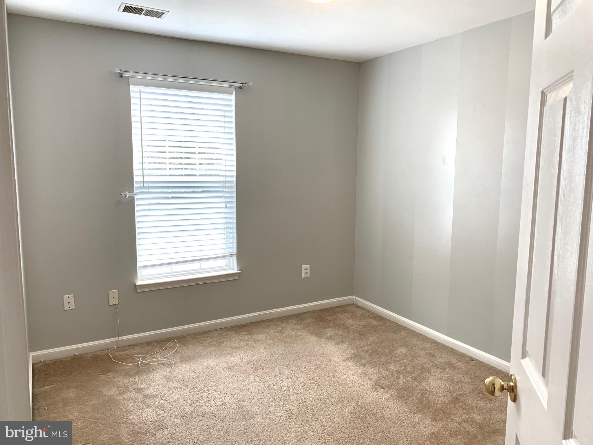 SUBURBIA - Residential Lease