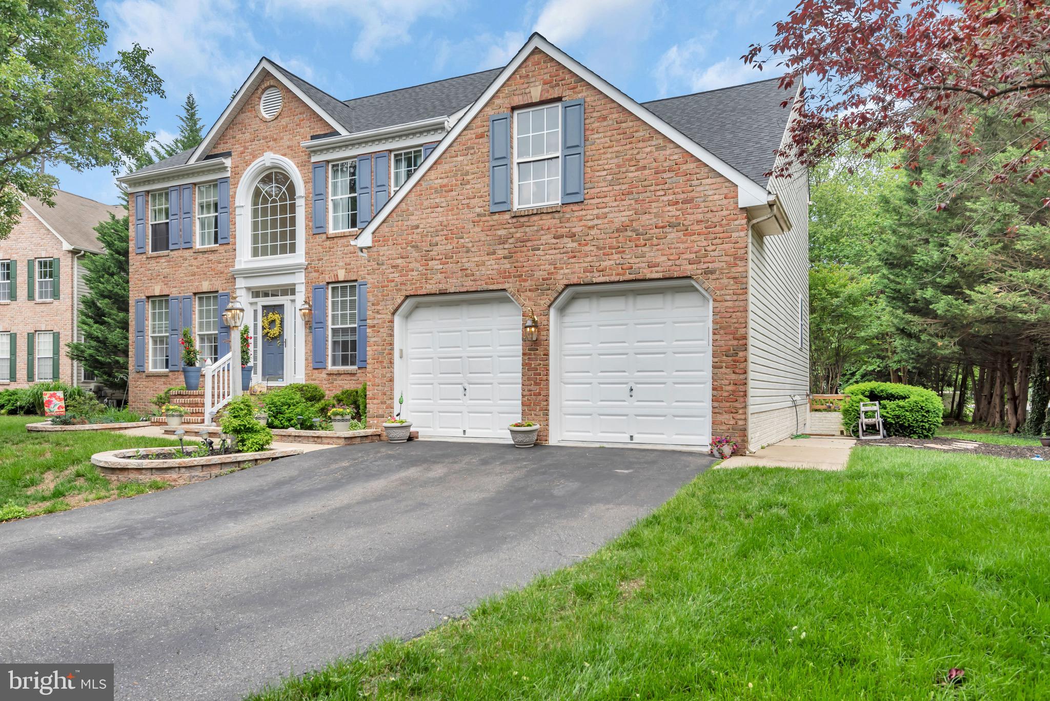 8139 SHOWCASE COURT
