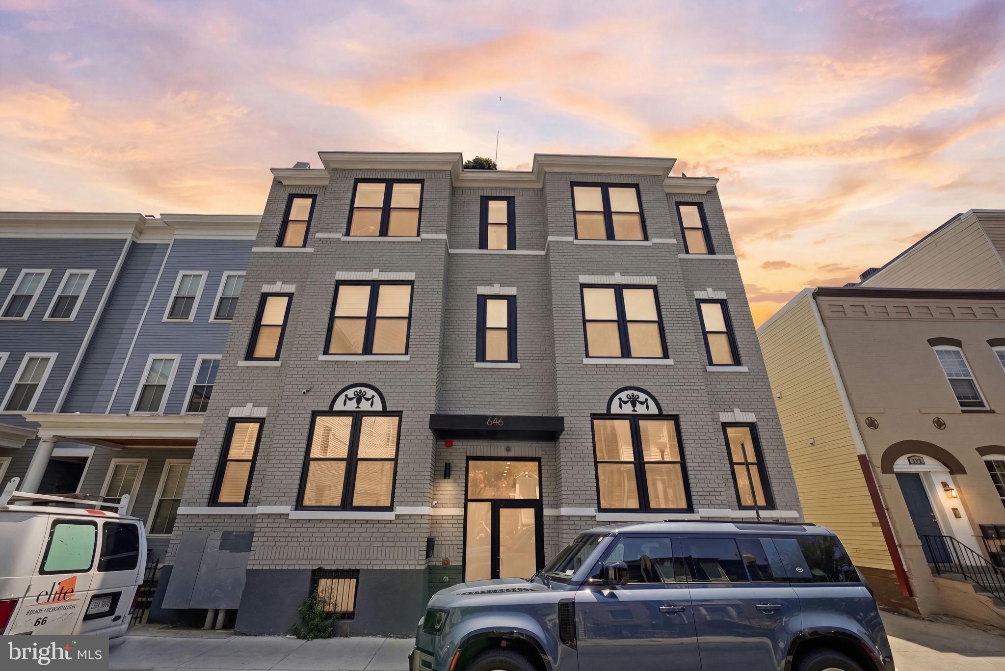 646 NEWTON PLACE NW 203