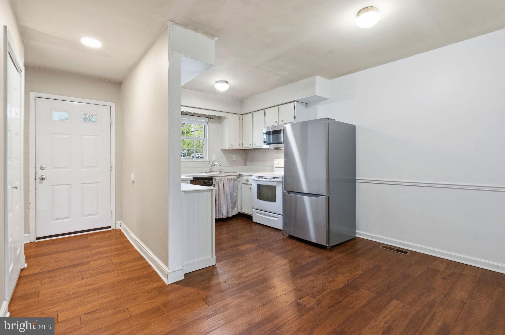 BEAVER RUN KNOLL - Residential