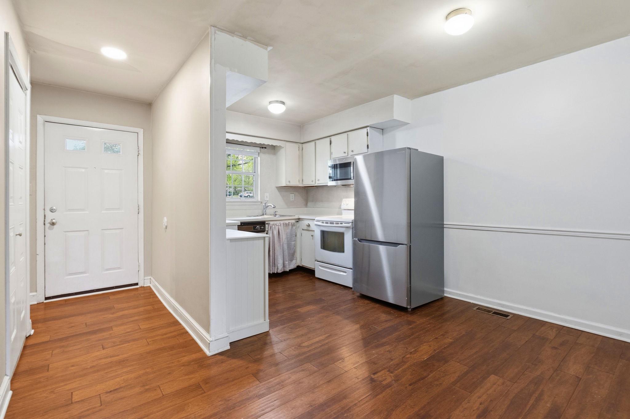 BEAVER RUN KNOLL - Residential