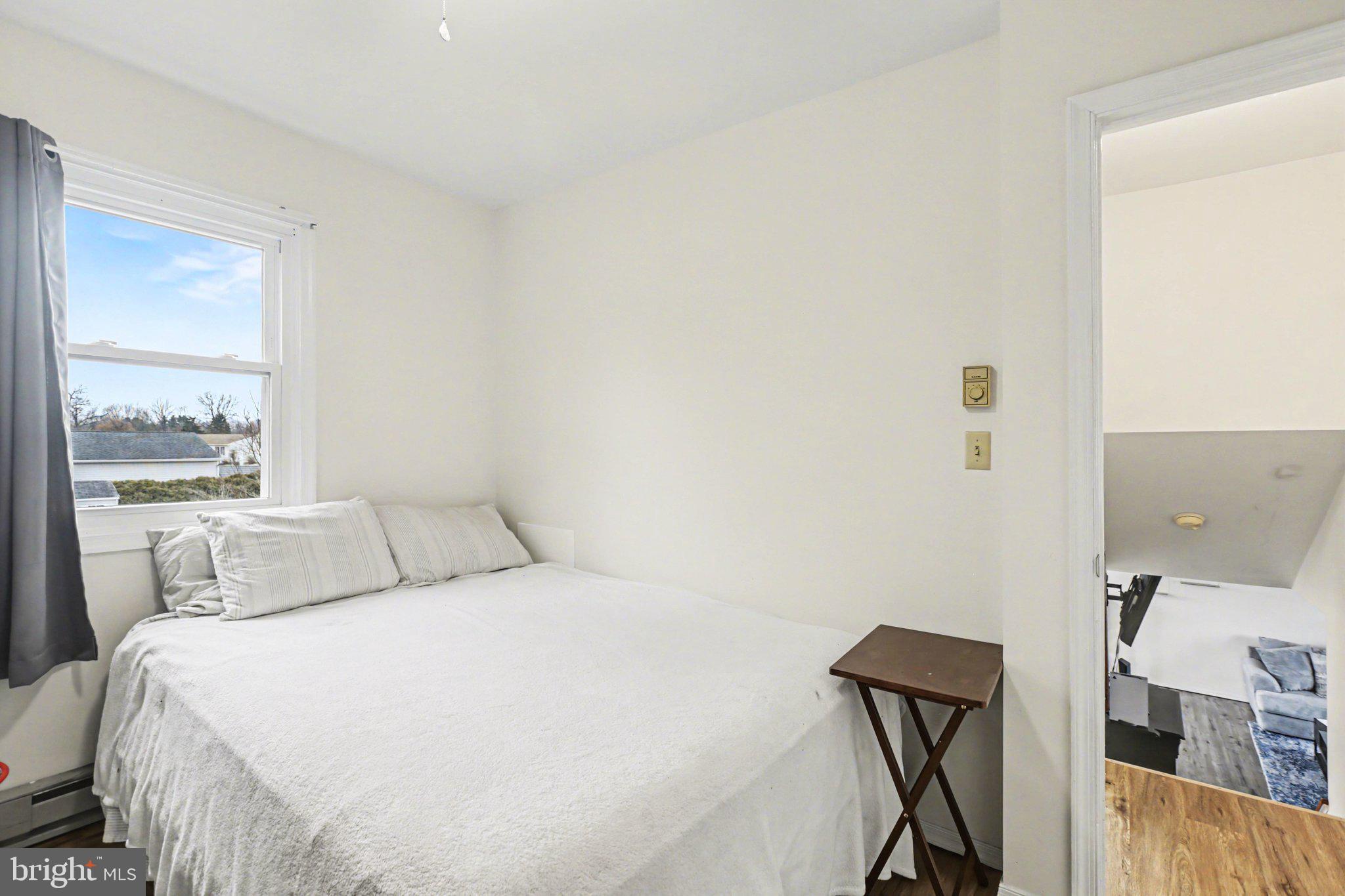 TWIN HILLS - Residential