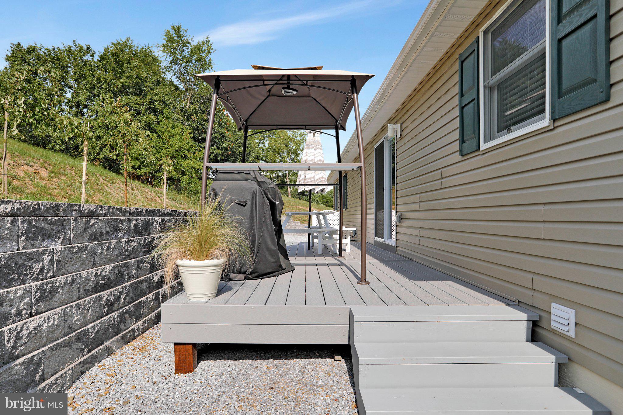 RIDGE VIEW - Residential