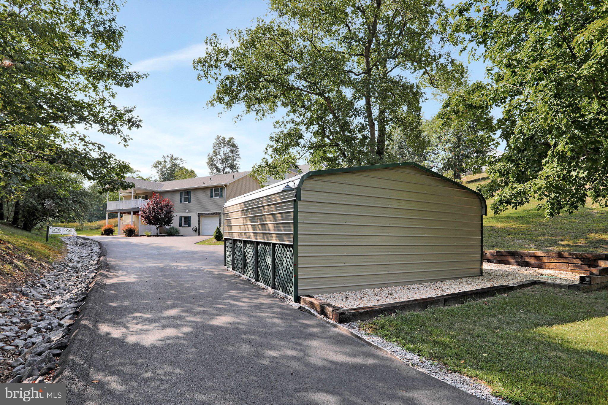 RIDGE VIEW - Residential