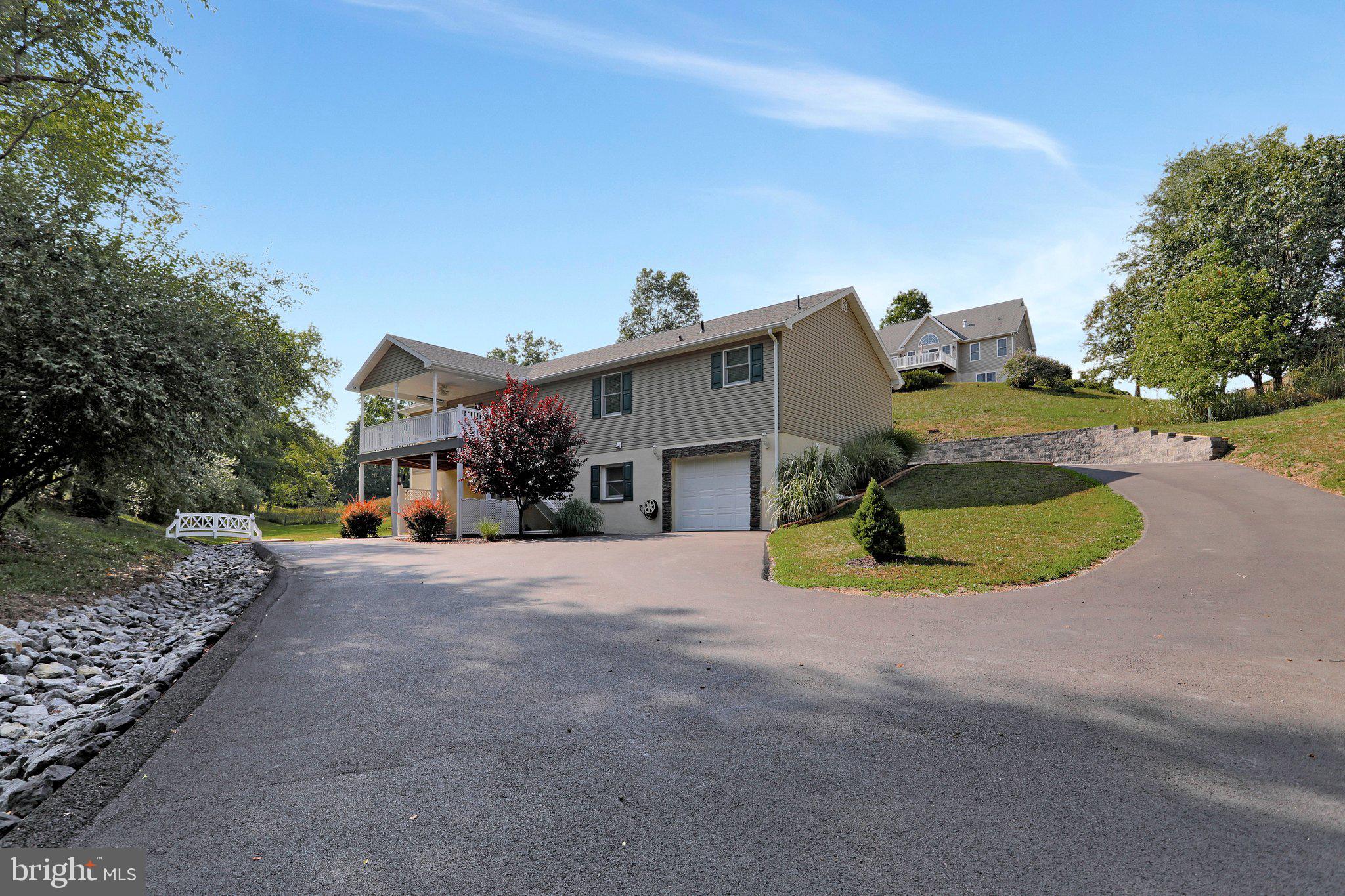 RIDGE VIEW - Residential