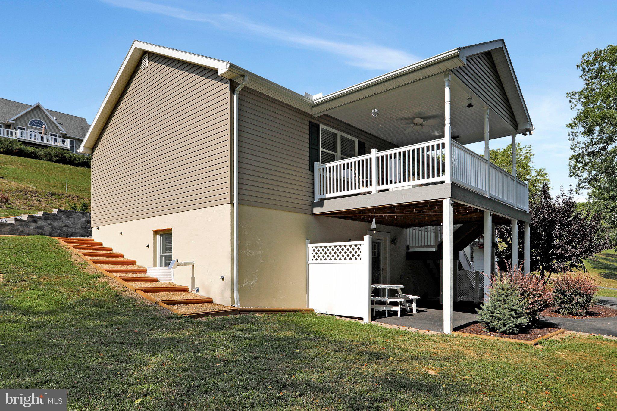 RIDGE VIEW - Residential